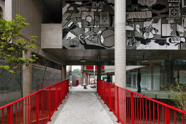Entre público e privado: o térreo de 10 edifícios brasileiros contemporâneos - Imagem de Destaque