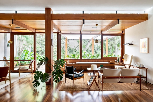 Casa Thompson Hess / Felipe Hess Arquitetos - Fotografia de Interiores, Interiroes De Casas, Viga, Porta, Mesa, Cadeira