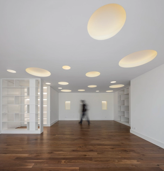Apartamento Monte Estoril / João Tiago Aguiar Arquitectos - Fotografia de Interiores, Interiores De Apartamentos