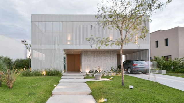 Casa H7 / COOMA Arquitectura - Fotografía exterior, Interiores De Casas, Jardín, Fachada, Puerta