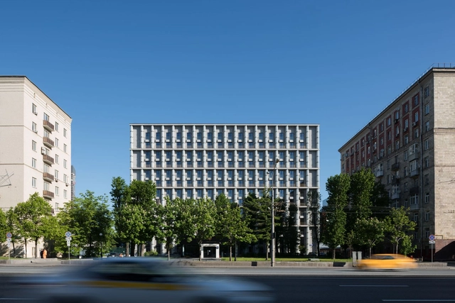 Kutuzovskiy XII 公寓，玻璃立柱 / Tsimailo Lyashenko and Partners - 建筑图, 公寓, 表皮