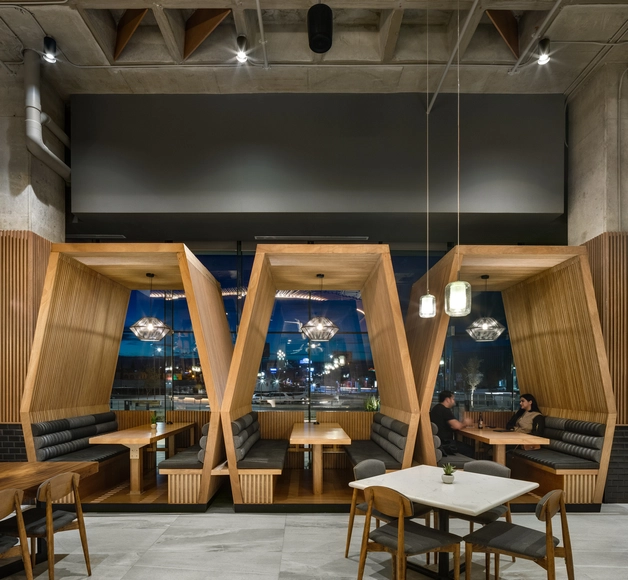 Restaurante Rocco Cantabria / ARQMOV Workshop - Fotografía interior, Interiores De Restaurantes Y Bares, Fijación Vigas, Mesas, Sillas