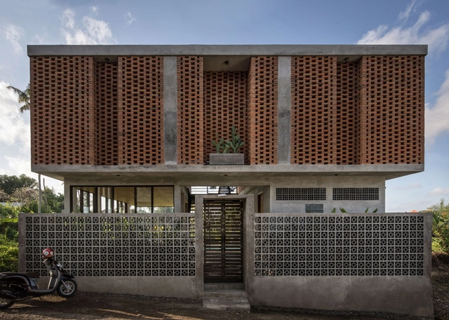 Hostal Uma Bulug / Biombo Architects - Fotografía exterior, Casas, Fachada