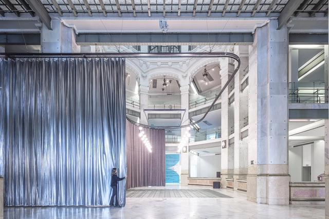 Renovación del patio de operaciones de CentroCentro / Héctor Fernández Elorza - Fotografía interior, Preservación Histórica, Fachada, Pilares, Arco