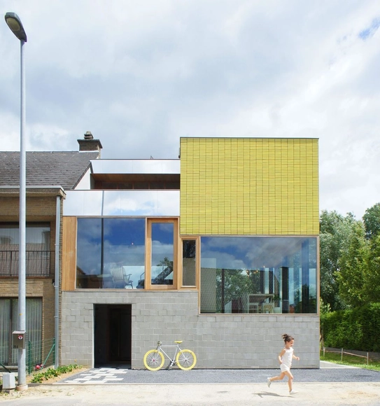 Color del año 2021 de Pantone: Amarillo y gris en la arquitectura - Imagen Principal