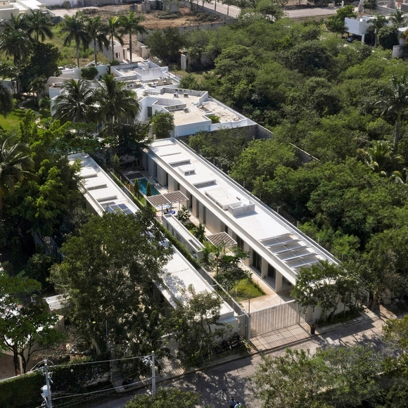 Villas paralelas / PLUG Architecture - Fotografía exterior, Casas