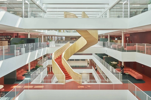 Mälardalen University Campus Eskilstuna / AIX Arkitekter + 3XN - Interior Photography, University, Stairs, Handrail