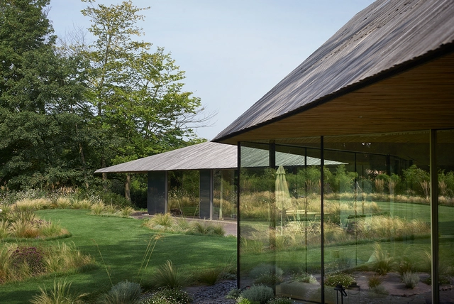 ‘回旋镖’小屋Mouvaux / TANK Architectes - 建筑图, 独立住宅, 花园
