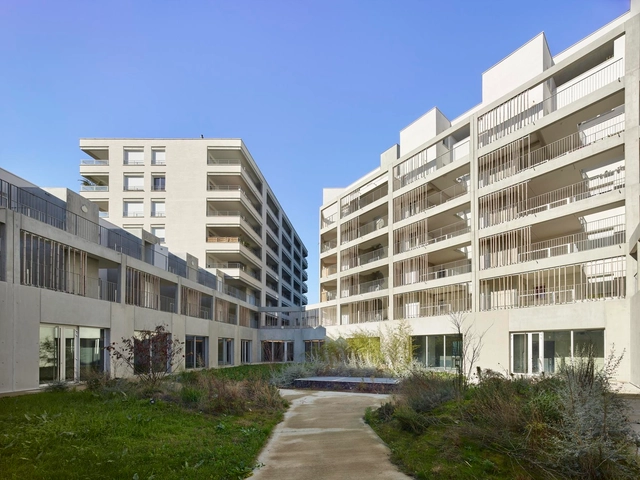 Complejo residencial Sporting Overview / Taillandier Architectes Associés - Apartamentos