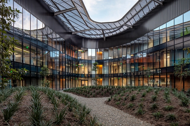 Edificio de Servicios Estudiantiles / CO Architects - Fotografía exterior, Edificios Para Estudiantes