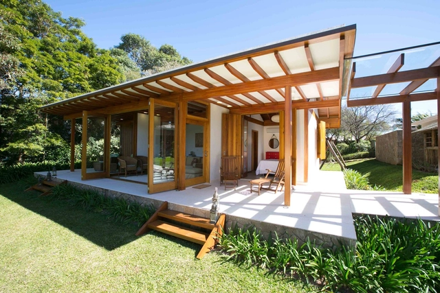 Residência Ibiuna VF / DT Estúdio - Fotografia de Exterior, Casas, Jardim, Porta, Fachada, Viga, Pilar