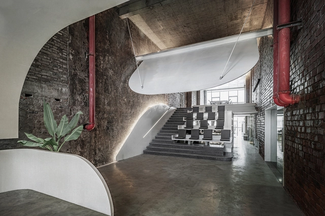 Office Renovation in Old Factory / Qing Studio - Interior Photography, Offices Interiors, Stairs