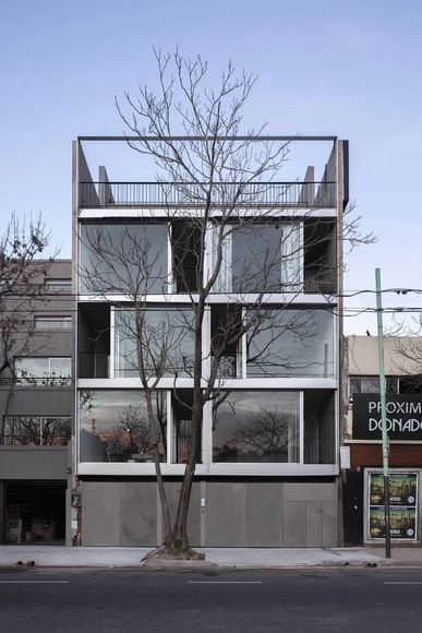Edificio Donado 4432 / moarqs - Fotografía exterior, Interiores De Apartamentos, Fachada