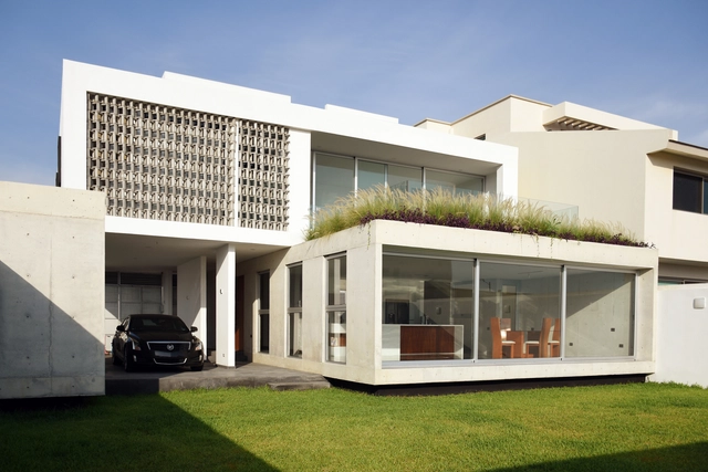 Casa Abulón / OBRA BLANCA - Fotografía exterior, Casas, Fachada, Puerta
