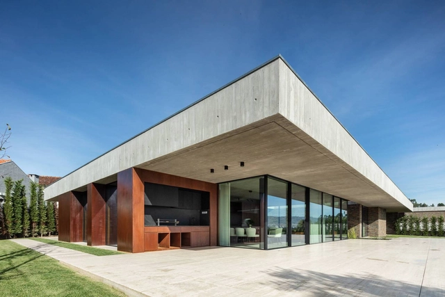 Cork Trees House / TRAMA arquitetos - Exterior Photography, House Interiors, Facade