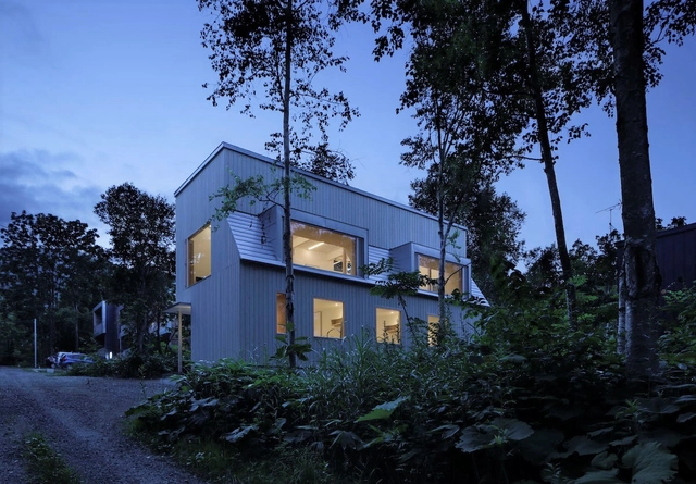 Chalet W / CASE-REAL - Exterior Photography, Houses, Facade