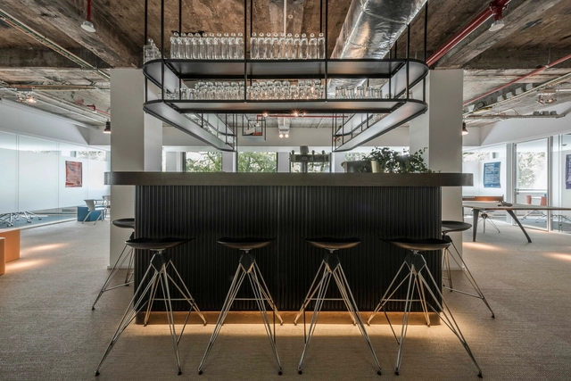 Hub Tecnológico Zalando / Luís Rebelo de Andrade - Fotografia de Interiores, Interiores De Escritórios, Escada, Viga, Fachada, Cadeira, Mesa