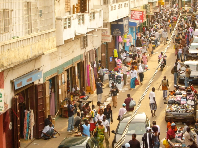 Vivir en Dakar: un estudio sobre la vivienda y el desarrollo futuro de Senegal - Imagen Principal