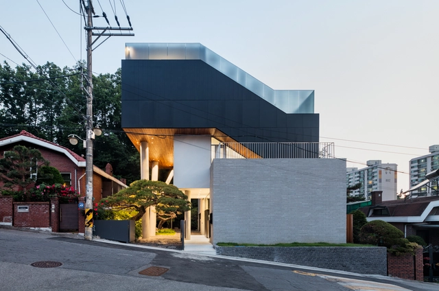 首尔自垒住宅，坡地叠加几何形态 / Dongjin Kim + L'eau Design - 建筑图, 独立住宅, 表皮