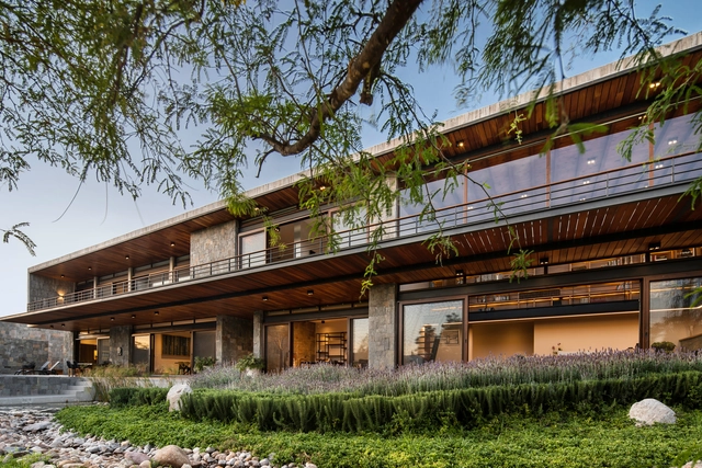 Casa RU / Arqlabs - Fotografía exterior, Casas, Jardín, Fachada