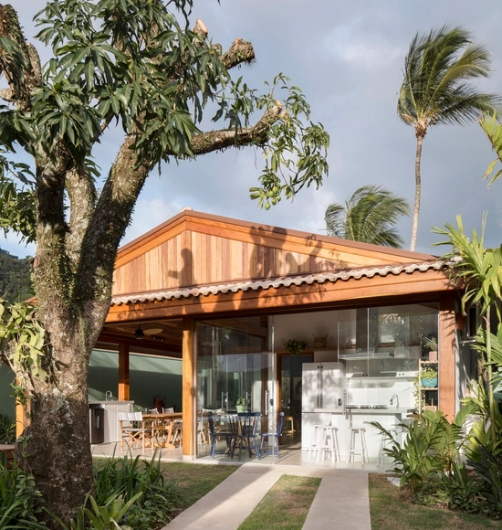 Casa Barê / Angá Arquitetura - Fotografia de Exterior, Casas, Jardim, Porta, Fachada