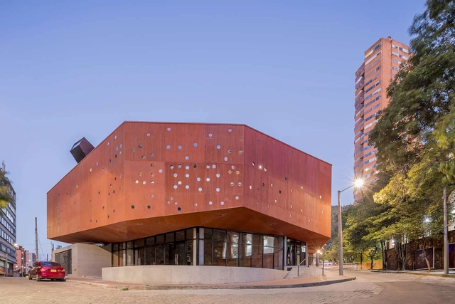 Edificio de oficinas Macarena 626 / taller de arquitectura de bogotá - Fotografía exterior, Edificio De Oficinas, Fachada