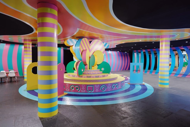 Boudoir Babylon Café / Adam Nathaniel Furman + Sibling Architecture - Installation