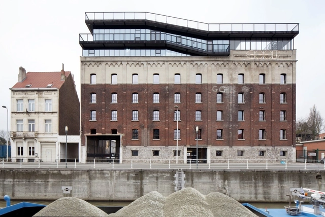 COOP Interpretation Center & Incubator / BOGDAN & VAN BROECK - Exterior Photography, Cultural Center, Facade