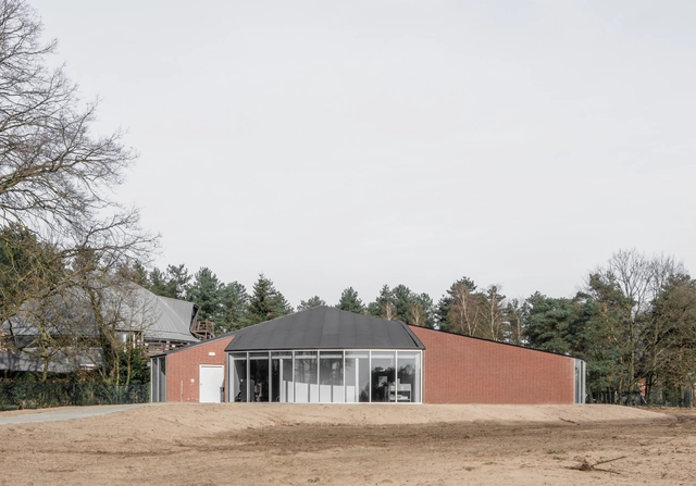Centro Frans Masereel / LIST + Hideyuki Nakayama - Fotografia de Exterior, Edifícios De Escritórios