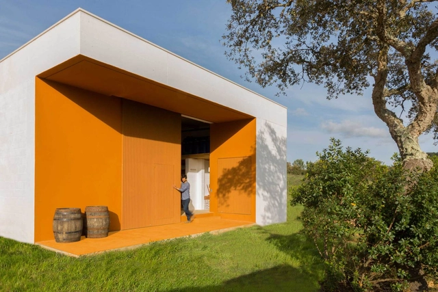 Destilería de Madroño / ARDE Arquitetura + Design - Fotografía exterior, Arquitectura Industrial