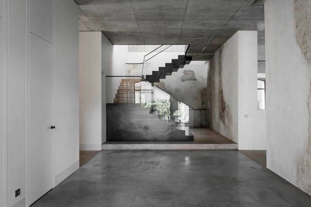 Residência U36 / TRIMONIS architects - Fotografia de Interiores, Restauração, Escada