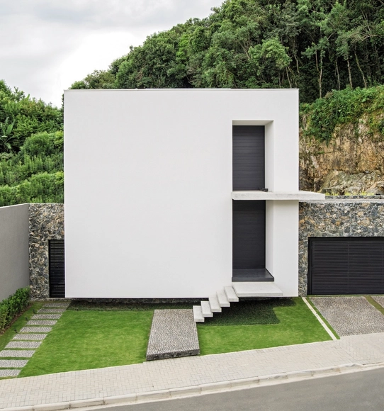 Casa Sólida / Jayme Bernardo Arquitetura - Fotografia de Exterior, Casas, Jardim, Fachada
