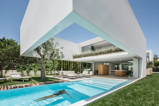 La casa de los tres árboles / Gallardo Llopis Arquitectos - Fotografía exterior, Casas, Fachada, Iluminación