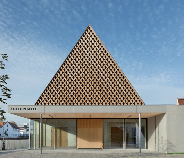 Berching Culture Hall / KÜHNLEIN Architektur - Exterior Photography, Cultural Center, Door