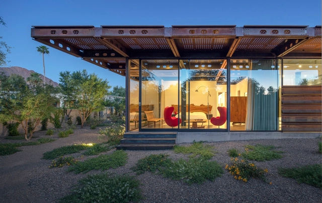 Arizona Courtyard House / Optima DCHGlobal - Exterior Photography, Sustainability, Door