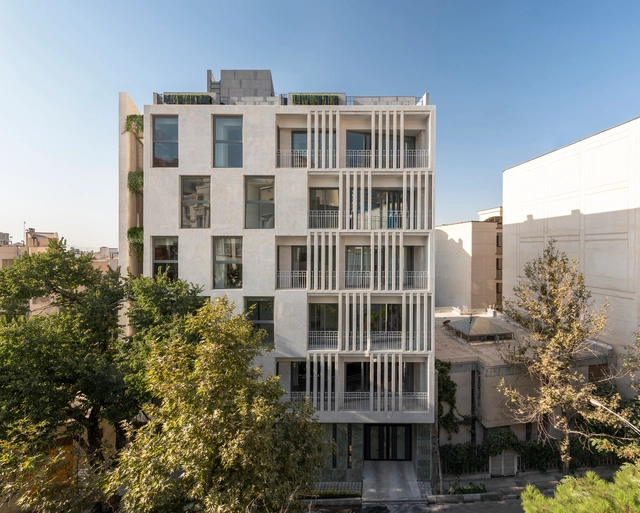德黑兰六号宅 / Sara Kalantary + Reza Sayadiyan - 建筑图, 居住建筑