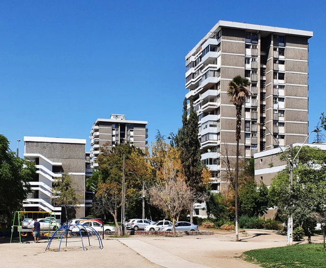 Clásicos de Arquitectura: Villa Frei / Jaime Larraín + Osvaldo Larraín + Diego Balmaceda - Imagen Principal