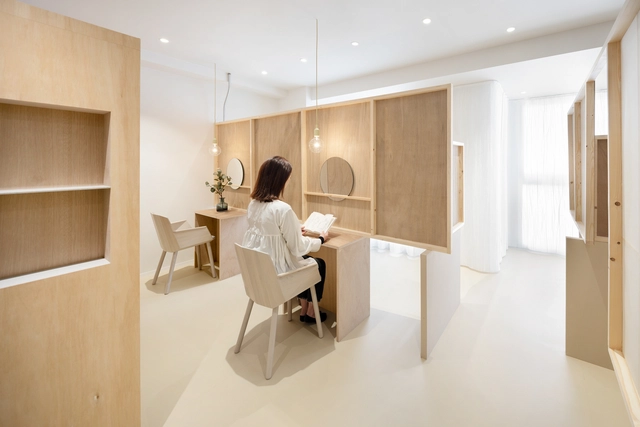 BED / Sohei Arao - Interior Photography, Wellness Interiors, Table, Chair