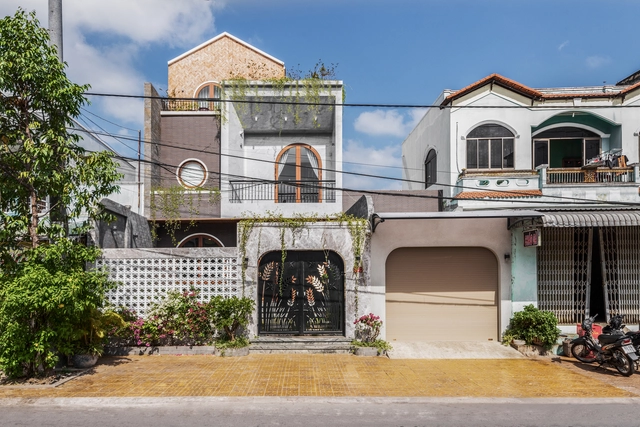 3become1 House / Space + Architecture - Exterior Photography, Houses, Door