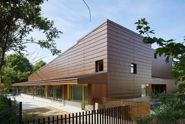 Pabellón deportivo en Louviers / Atelier Féret & Frechon Architects - Fotografía exterior, Arquitectura Deportiva, Cierros