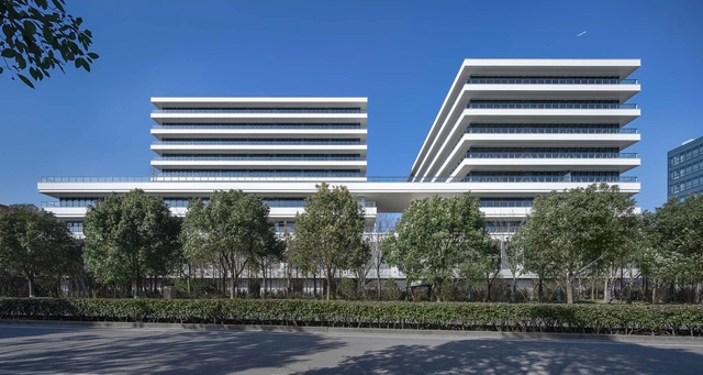 均胜·上海闵行莘庄总部 / DC国际 - 建筑图, 办公设施, 表皮
