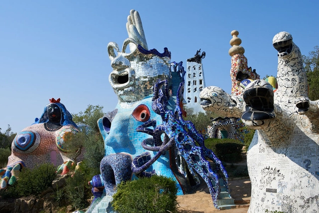 The Fantastic Architecture of Niki de Saint Phalle - Featured Image