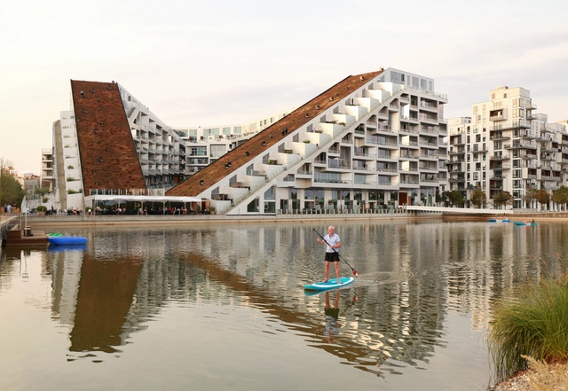 8 House / BIG - Featured Image