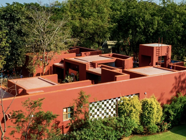 Uma casa para os Guptas / Raghuveer Kathpalia - Fotografia de Exterior, Casas
