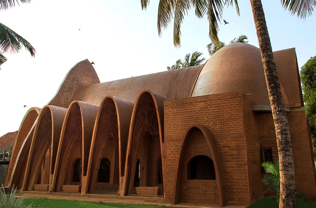 Igreja Ortodoxa de São Jorge / Wallmakers - Fotografia de Exterior, Igreja