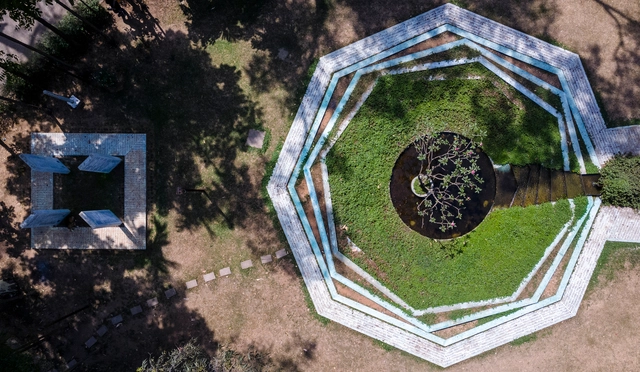 Kola Bhaban Prangon at University of Dhaka / STHANIK Consultants - Exterior Photography, Campus