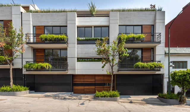 C20 / VOX arquitectura + PDI - Fotografía exterior, Casas, Patio interior, Fachada, Puerta