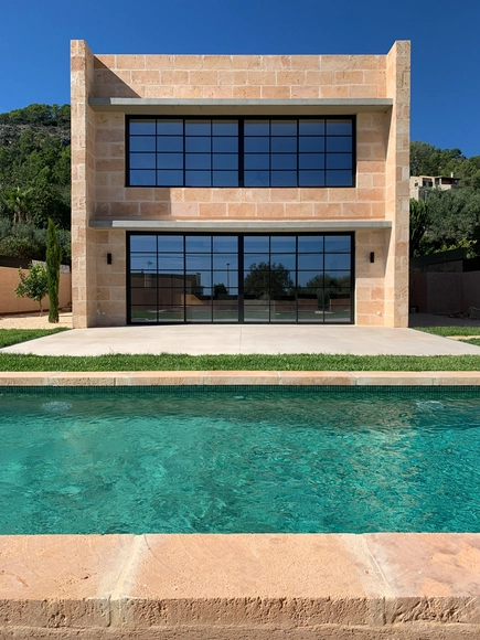 Vivienda Sa Font Seca / Alfonso Reina Arquitectura - Fotografía exterior, Casas, Patio interior, Fachada, Puerta