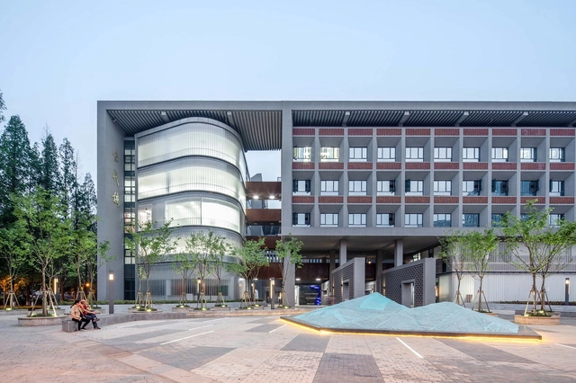 武汉大学当代楼 / MENG本原设计研究院 - 建筑图, 大学