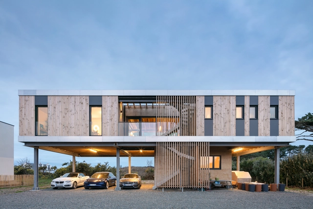 Casa sobre pilotes / B.HOUSSAIS Architecture - Fotografía exterior, Casas